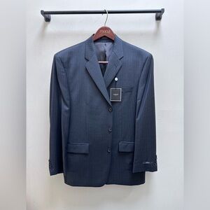 Alfani Charcoal Gray Men's wool Suit-NEW W/TAG!
44 Reg;38 waist-see pics inseam